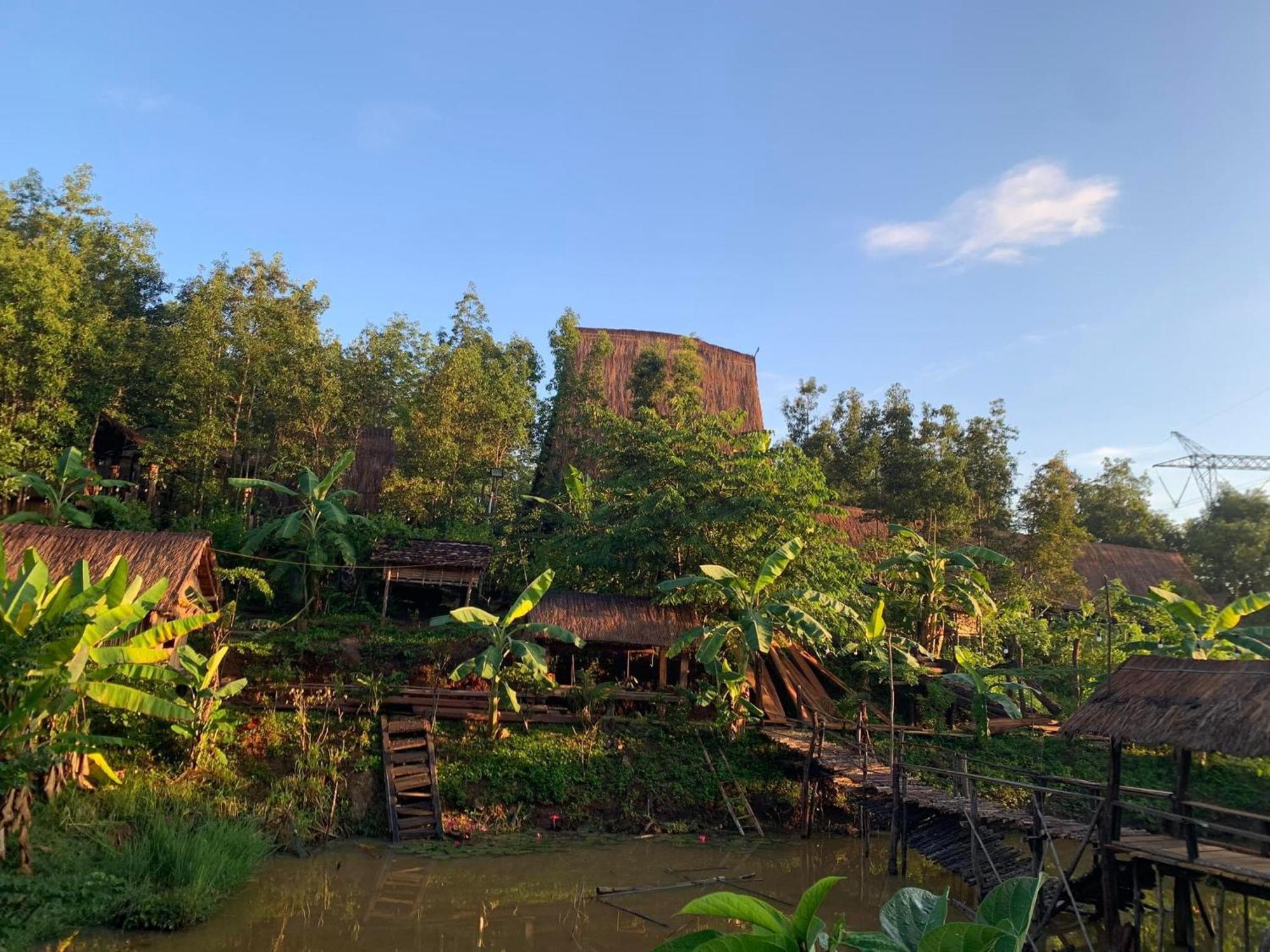 Villa Hoàng Ánh - Kon Xom Luh à Kon Tum Extérieur photo