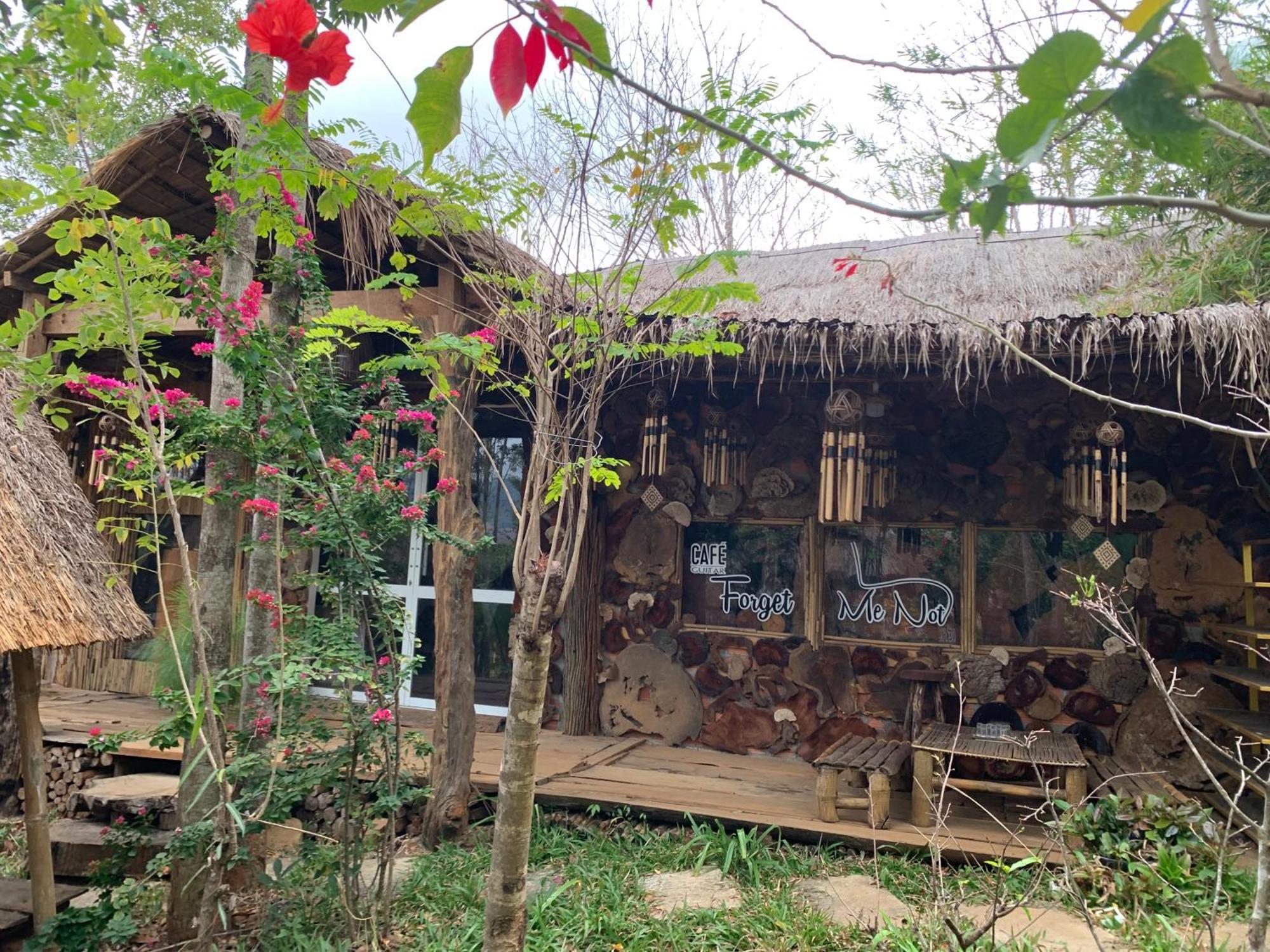 Villa Hoàng Ánh - Kon Xom Luh à Kon Tum Extérieur photo